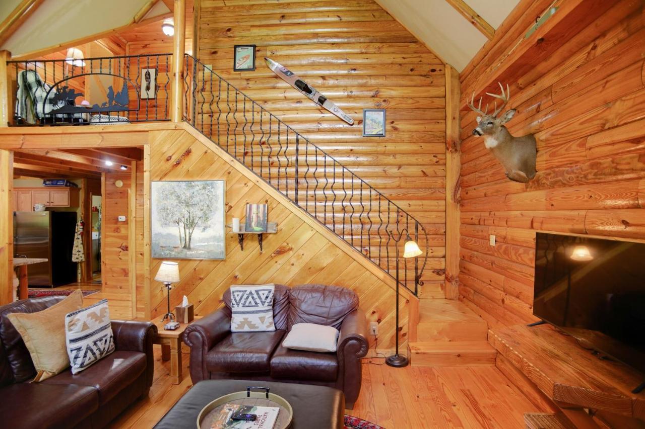 Tree Top Lodge - Gorgeous Lake Cabin With Hot Tub & Magnificent Views Of Forests And Mountains! Cabin Butler Esterno foto