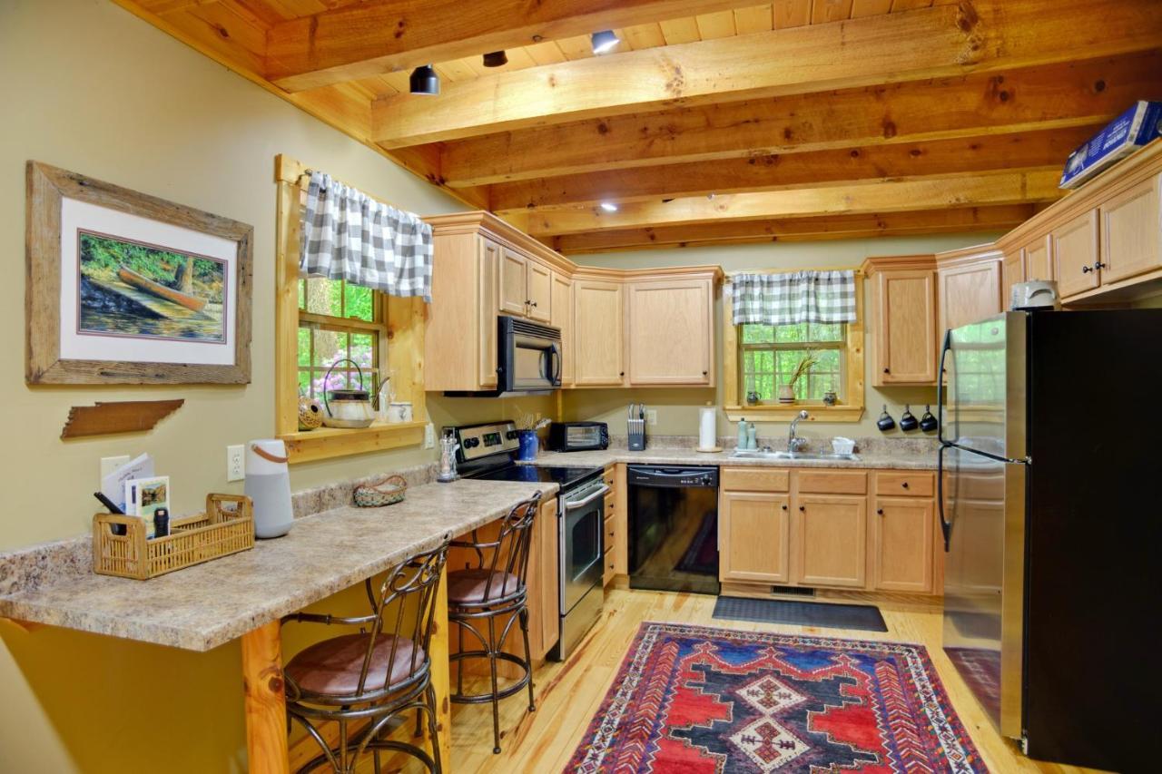 Tree Top Lodge - Gorgeous Lake Cabin With Hot Tub & Magnificent Views Of Forests And Mountains! Cabin Butler Esterno foto